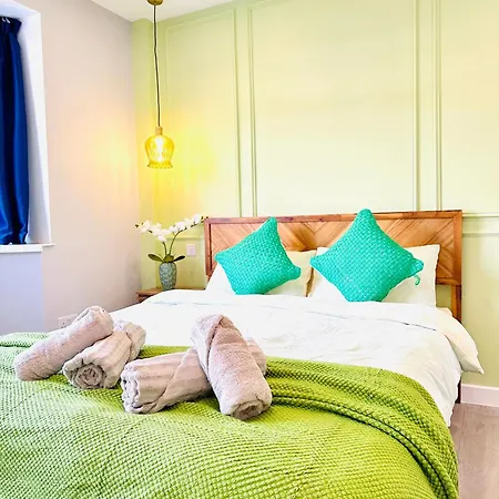 77Co-Guesthouse By Bexleyheath